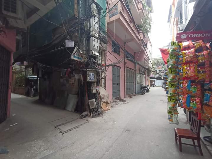 BÁN NHÀ 2 TẦNG PHỐ KIM HOA 48M – MT 5M – 3.6 TỶ.