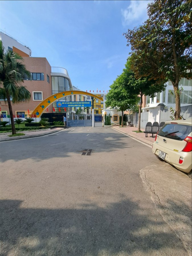 Bán Nhà Phố Âu Cơ Quận Tây Hồ. Sổ 80m Thực Tế 90m Xây 10 Tầng Mặt Tiền 9.8m Nhỉnh 18 Tỷ. Cam Kết Ảnh Thật Mô Tả Chính