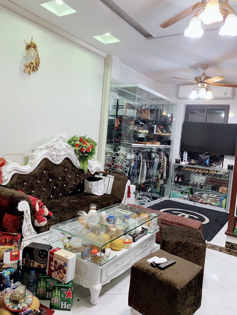 BÁN NHÀ BẠCH MAI HAI BÀ TRƯNG GẦN CHỢ MƠ - 40M 5T MT 4.2M - NHỈNH 5 TỶ NỞ HẬU NỘI THẤT 2 TỶ NGÕ THÔNG RỘNG 3M