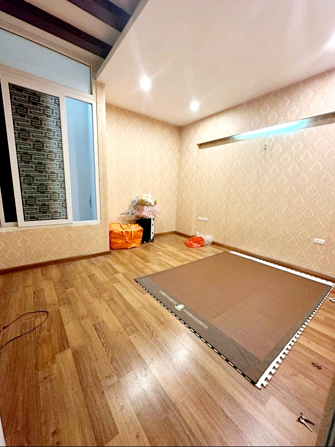 BÁN NHÀ HOÀNG QUỐC VIỆT - CẦU GIẤY - DÂN XÂY - Ở NGAY (400)