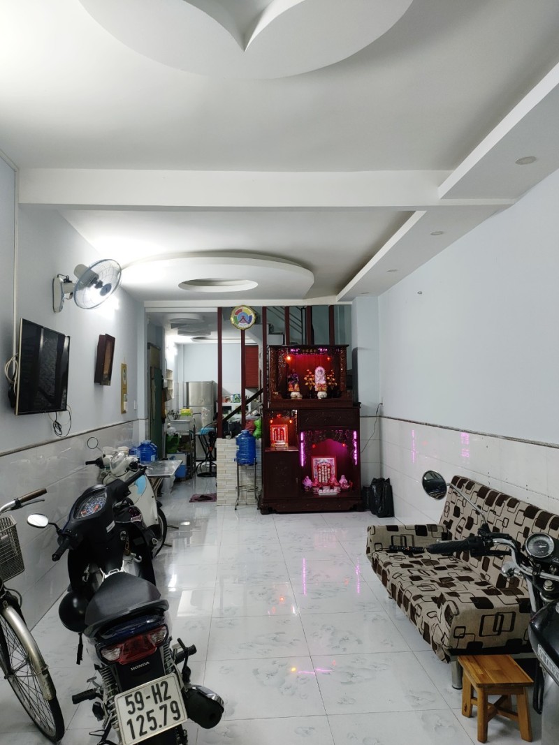 Bán Nhà 1 sẹt Dạ Nam, Q8, 3 Tầng, 49m2, Hẻm 5m Thông, Chỉ 6.8 Tỷ