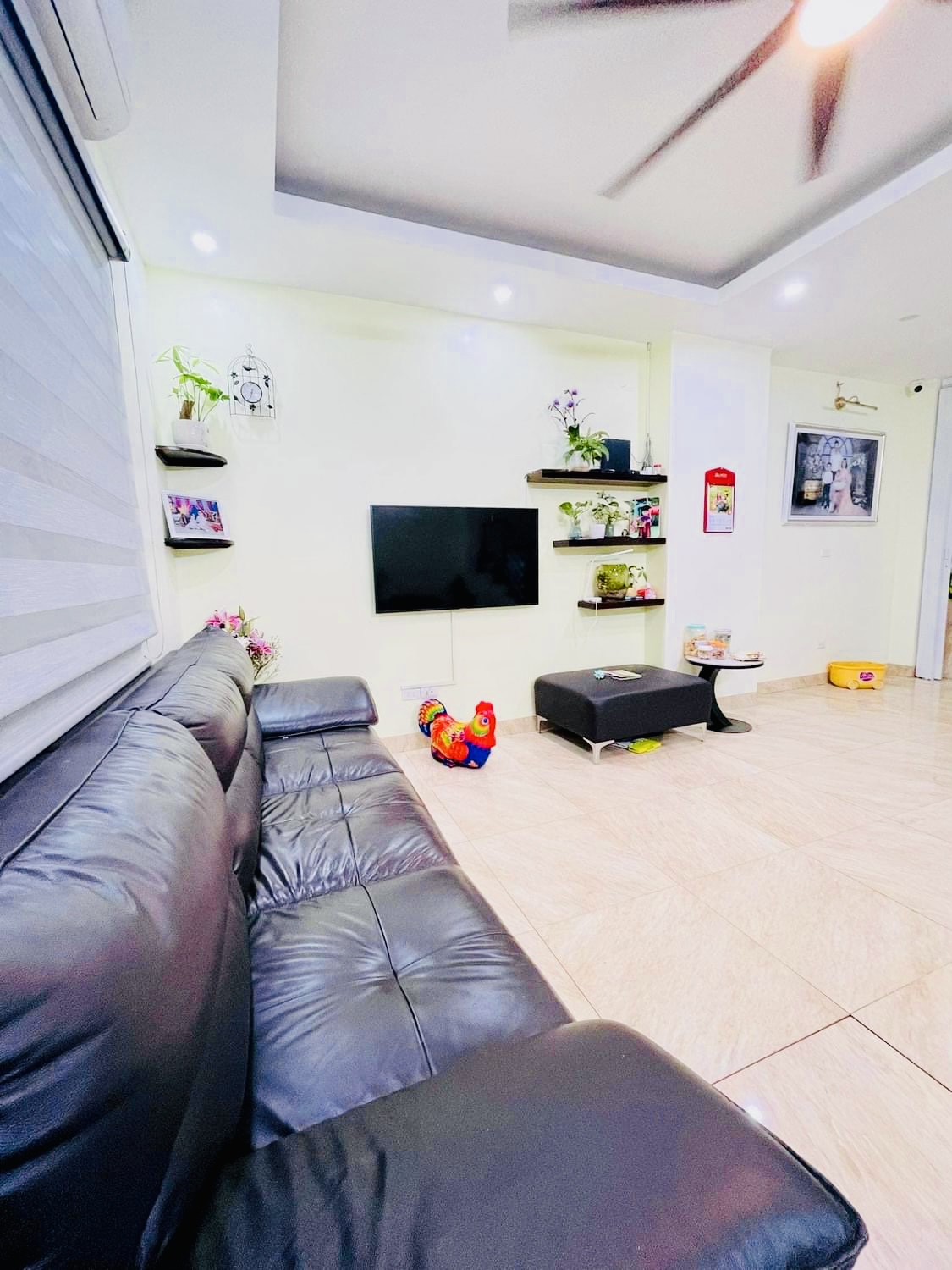 NHÀ ĐẸP HỮU HƯNG DÂN XÂY LÔ GÓC 15M RA ÔTÔ