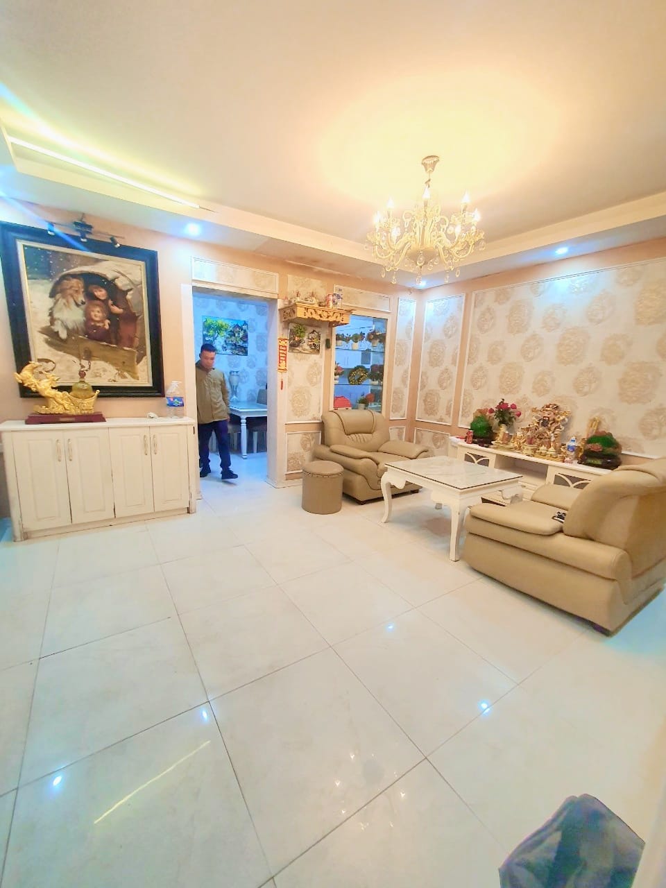 GIÁ: 3.7 TỶ CHƯA TỚI 100 TRIỆU 1M2 DT:40M2 3 TẦNG 4 NGỦ PHỐ TÔN ĐỨC THẮNG PHƯỜNG QUẬN ĐỐNG ĐA