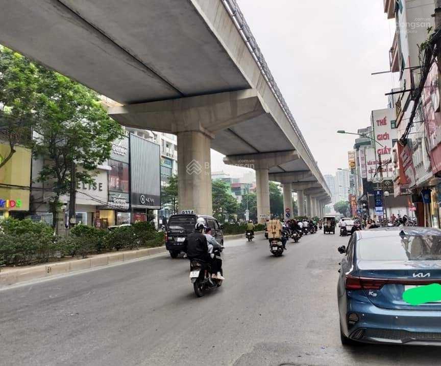 Bán nhà đẹp ở luôn, KD cho thuê phố Cầu Giấy 36m2x5tầng, giá 5tỷ hơn