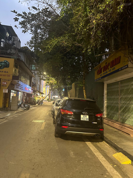 Bán Nhà Ngõ 7 Vọng Đức, 46m Tầng 1, 56m Tầng 2, 4 Tầng, Mặt Tiền Rộng, Thoáng Mát, 14.5 Tỷ.