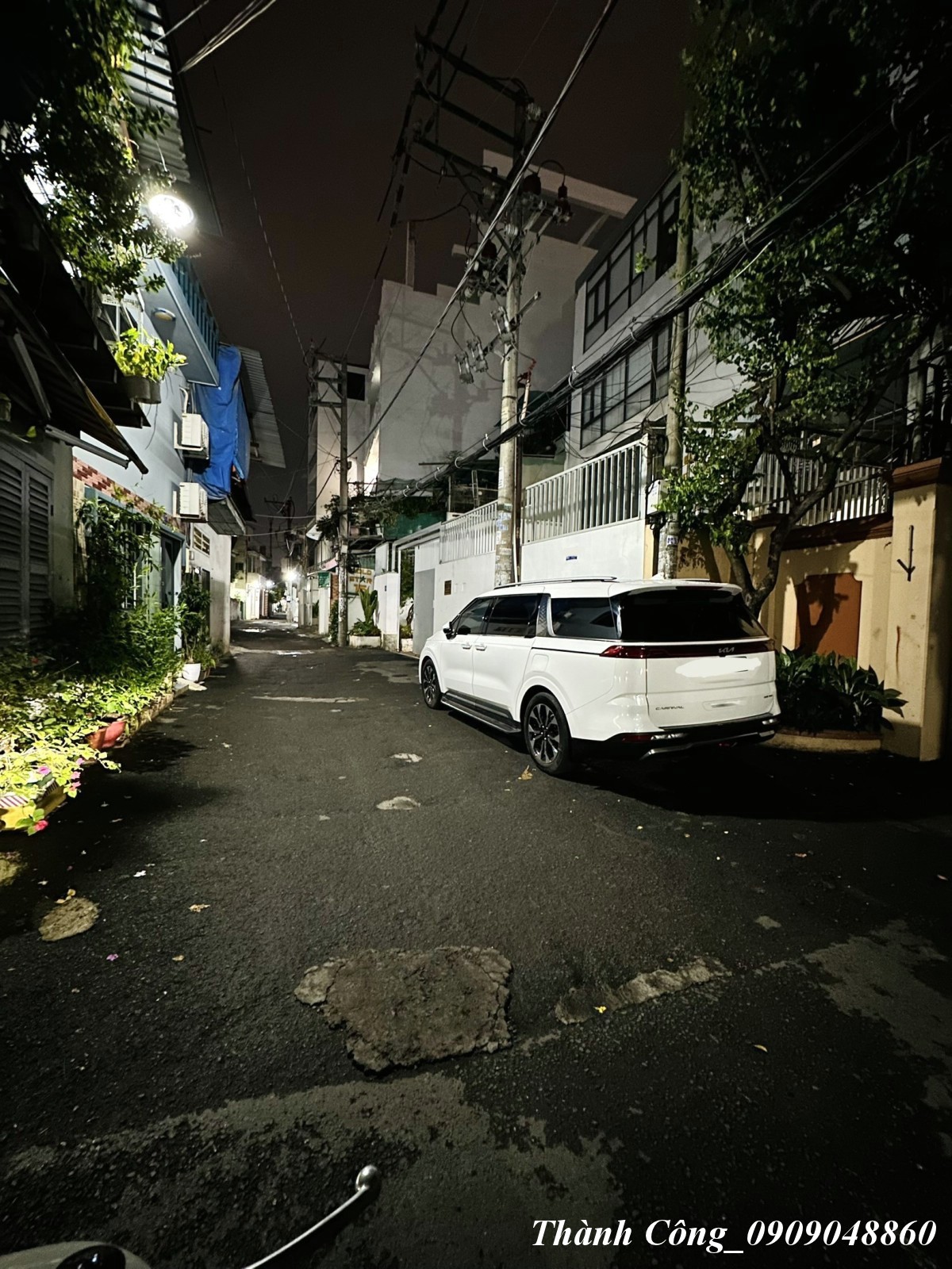 Bán gấp nhà HXH Thích Quảng Đức-Phú Nhuận cách MT 3 căn, 57m2(4x13) x 7.6 tỷ TL