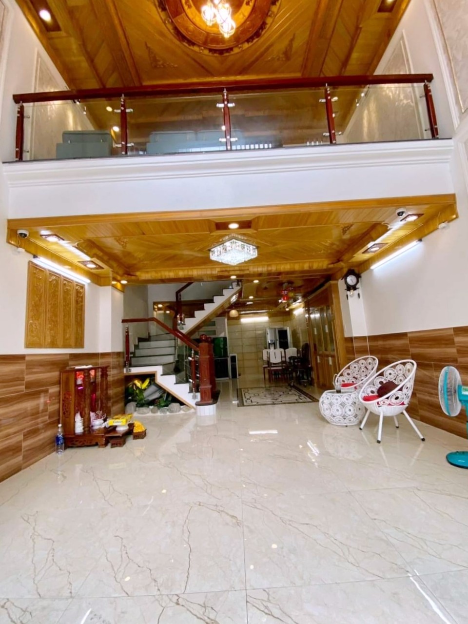 Bán Nhà Biệt Thự Phố 5 Tầng HXH 60M2 Gần Công Viên Làng Hoa Gò Vấp hơn 7Tỷ8 xíu