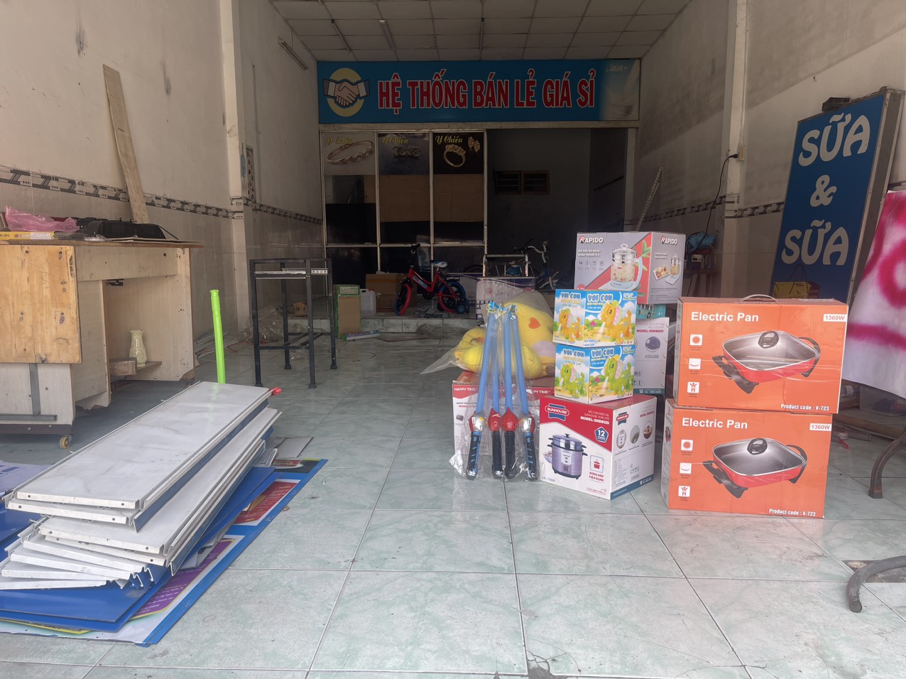 Cho thuê mặt bằng kinh doanh mặt tiền đường An Bình, Dĩ An, khu dân cư đông đúc Cho thuê mặt bằng kinh doanh mặt tiền