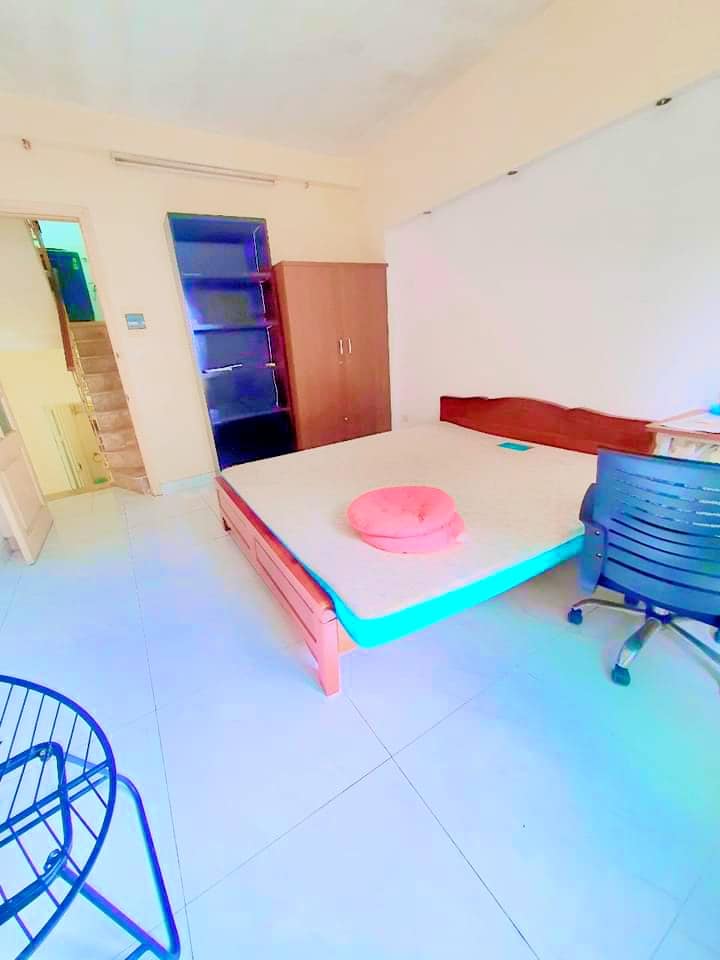 QUẬN TÂY HỒ PHỐ NGHI TÀM DT:32M2 4 TẦNG GIÁ:3.65 TỶ CÓ THƯƠNG LƯỢNG.