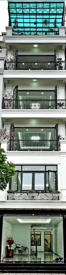 Bán nhà Lạc Long Quân –thang máy phân lô –oto tránh kinh doanh 72m 6tầng 16.3 tỷ