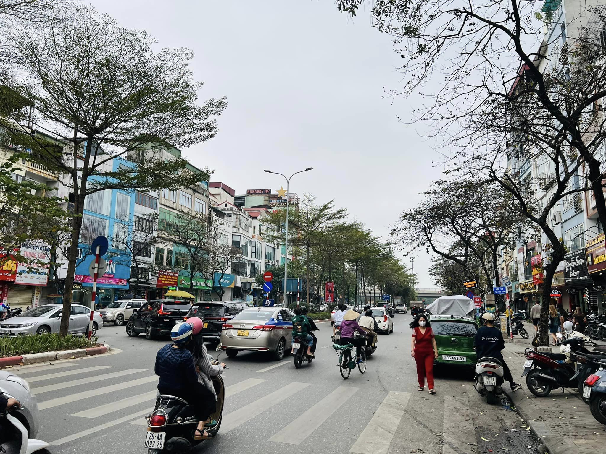 Bán Nhà Mặt Phố Đào Tấn, Trung Tâm Quận Ba Đình, 105m x 3T, Mt 6.5m. Giá 65 tỷ.