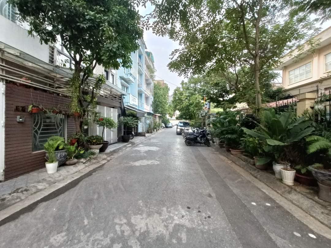 Giảm Sốc! 3 tỷ. Giá mới 24 tỷ, Phân Lô Nguyễn Lương Bằng, Q. Đống Đa, 103m x 5 tầng.