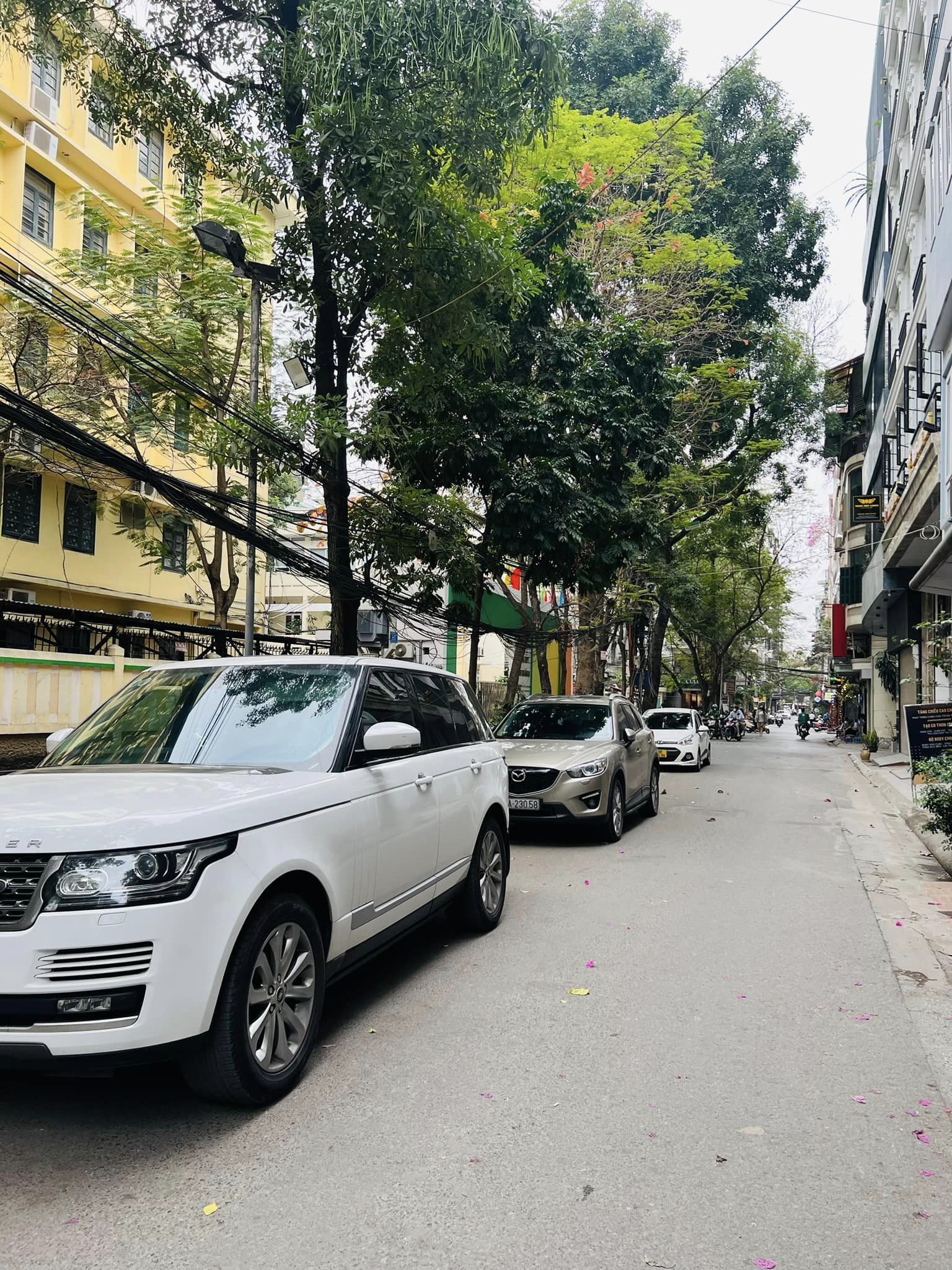 Siêu Vip, Phân Lô Đống Đa, Phố Huỳnh Thúc Kháng 55m x 8T. Giá hơn 16 tỷ.