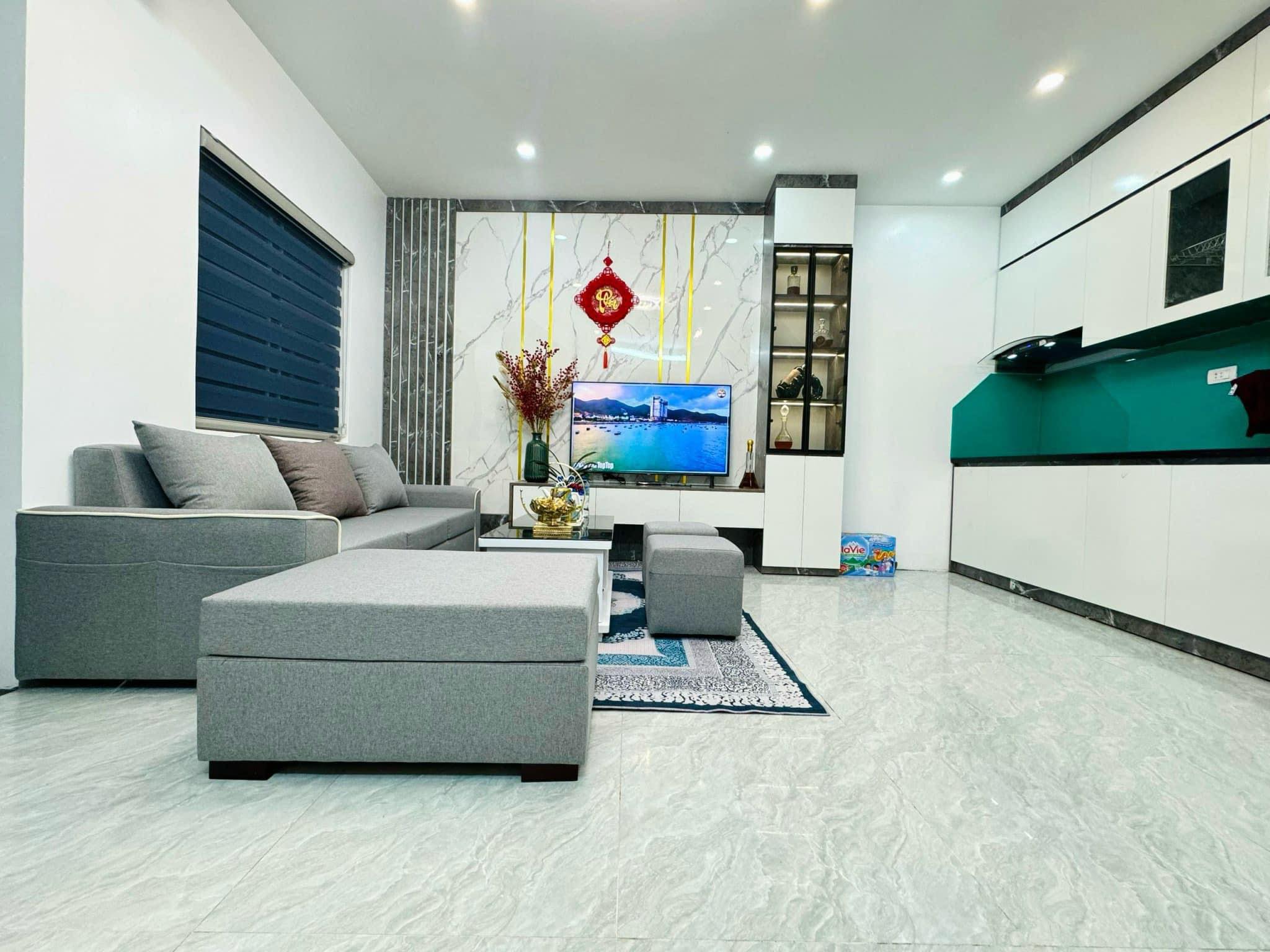 BÁN NHÀ CHÍNH KINH THANH XUÂN - SÁT OTO ĐỖ - NHÀ 4 TẦNG - FULL NỘI THẤT Ở LUÔN - GIÁ CHỈ 3 TỶ x.