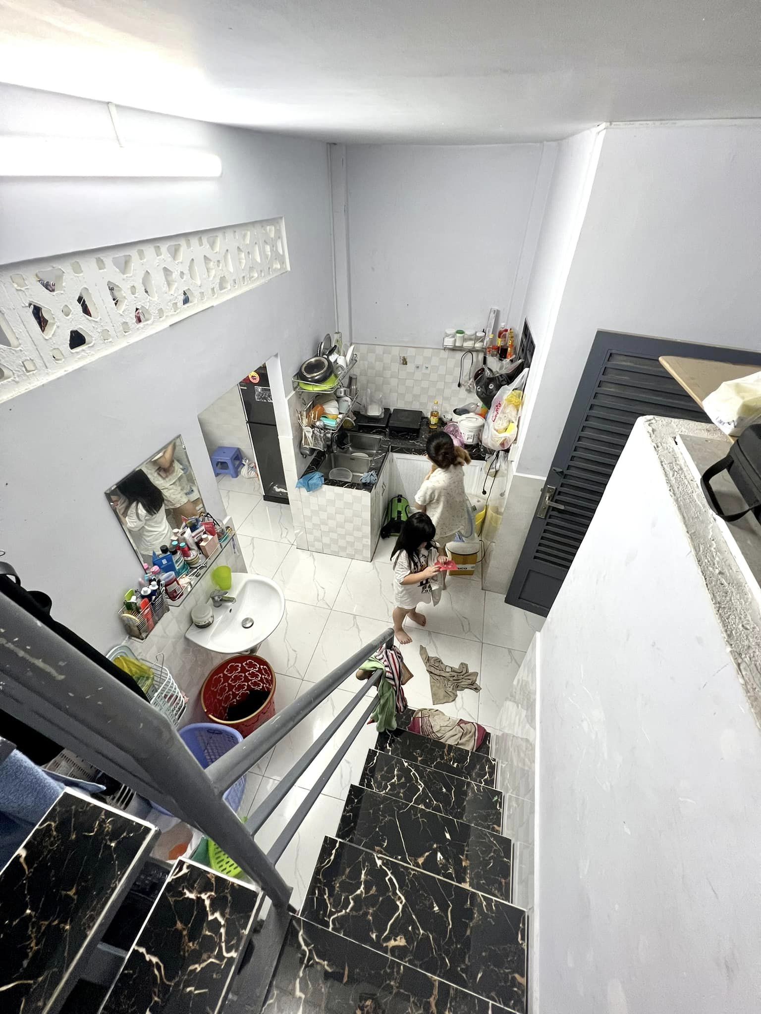 Nguyễn Thông ngay Trần Văn Đang Q3 - HAI MẶT HẺM - Nhà MỚI Ở NGAY chỉ 3 tỷ 890