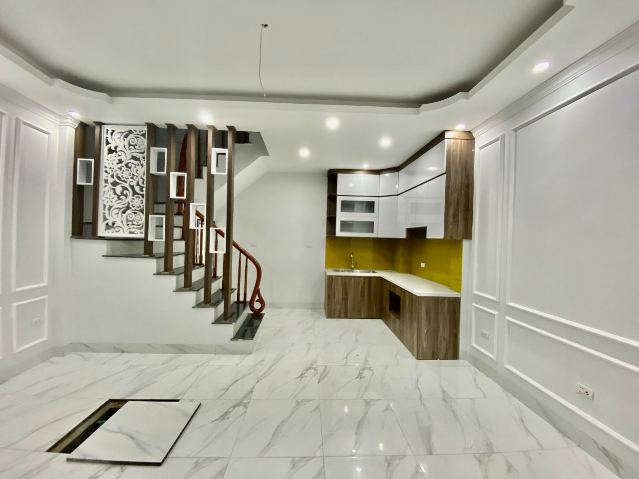 Chỉ 2 tỷ có ngày nhà mới Cạnh Nhổn, ngõ thông