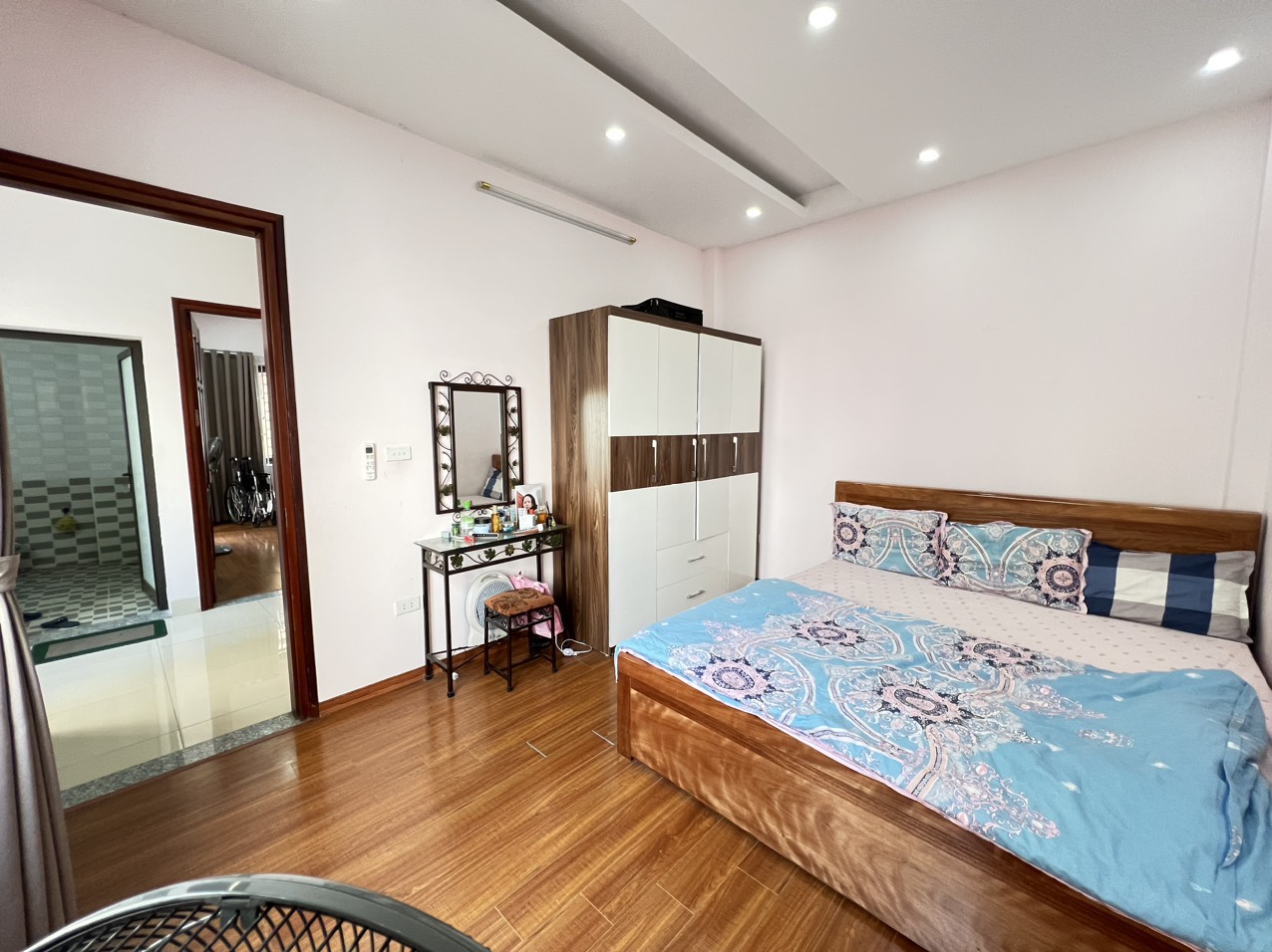 Bán gấp CCMINI GÀ ĐẺ TRỨNG VÀNG 35 PHÒNG CHO THUÊ, GIÁ 17.9 TỶ 619