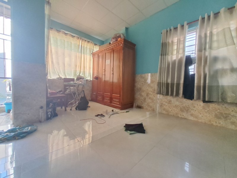 Bán nhà sát HXH Lê Đại Hành, Quận 11, 63m2, 4PN, cực ngon, chỉ 4 tỷ hơn