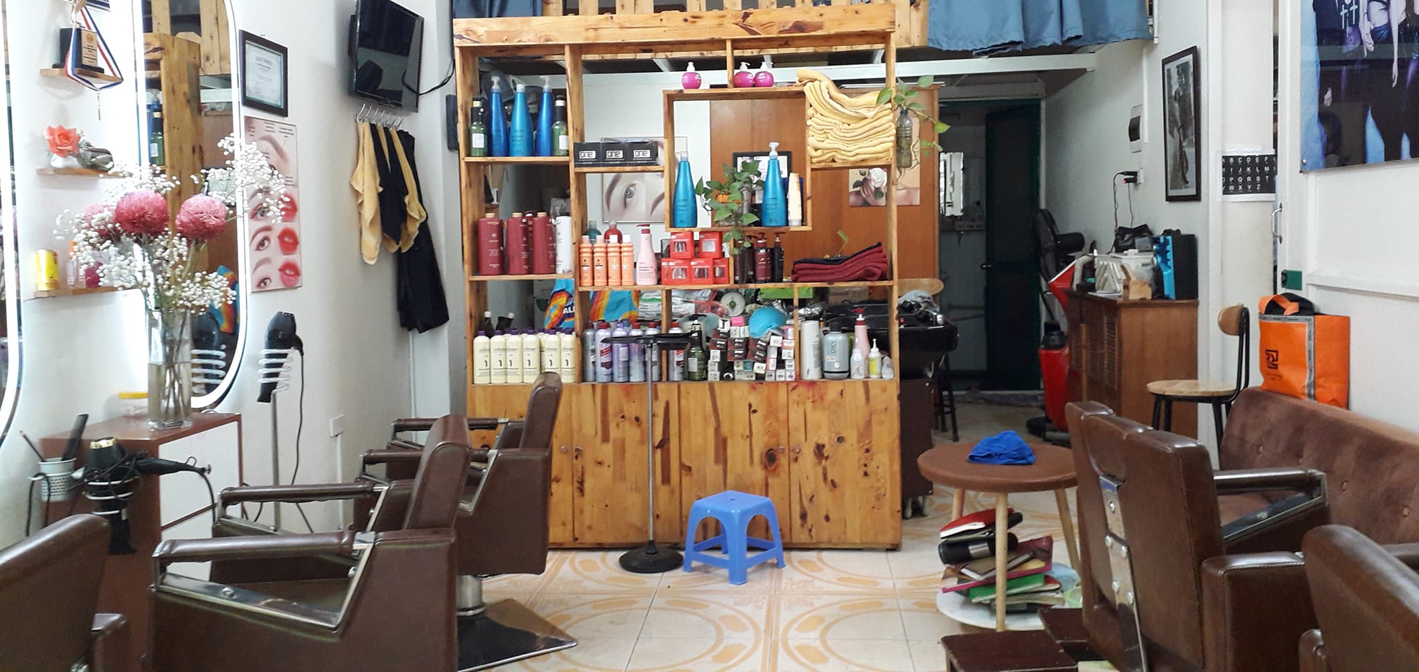 BÁN NHÀ VÕ THỊ SÁU 70M x MT 7M - TRƯỚC NHÀ SÂN RỘNG - KINH DOANH NAIL - SPA