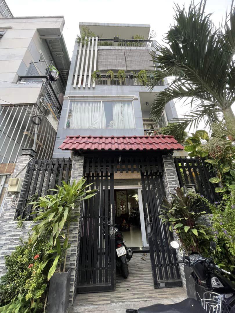 Bán nhà 4 tầng Đường Phạm Văn Đồng P.HBC Tp.Thủ Đức DT 90m2(5x18) chỉ nhỉnh 8 Tỷ