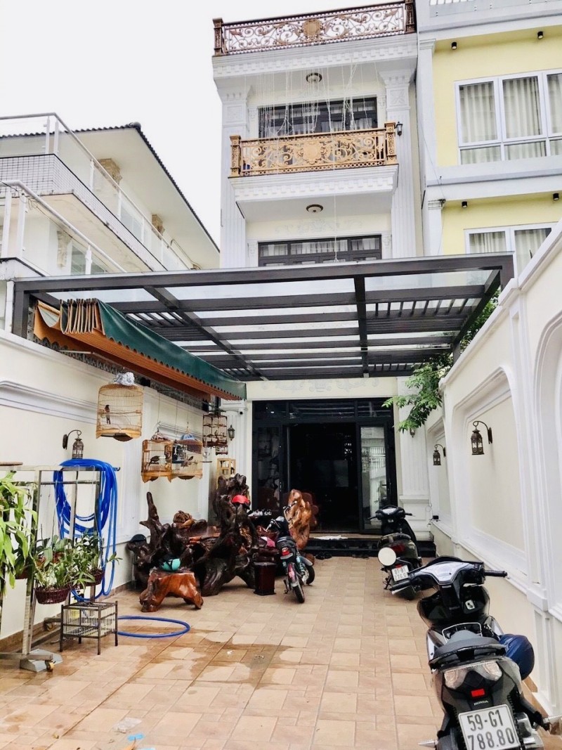 BÁN GẤP NHÀ PHẠM VĂN ĐỒNG, 153m2 , ngang 5 m ,Linh đông , thủ đức