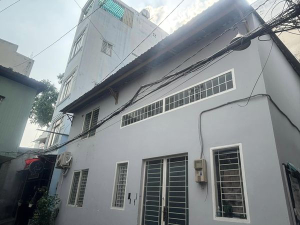 Quận 3.Trần Quang Diệu 37M2. 5 TỶ. NGANG 4,5M