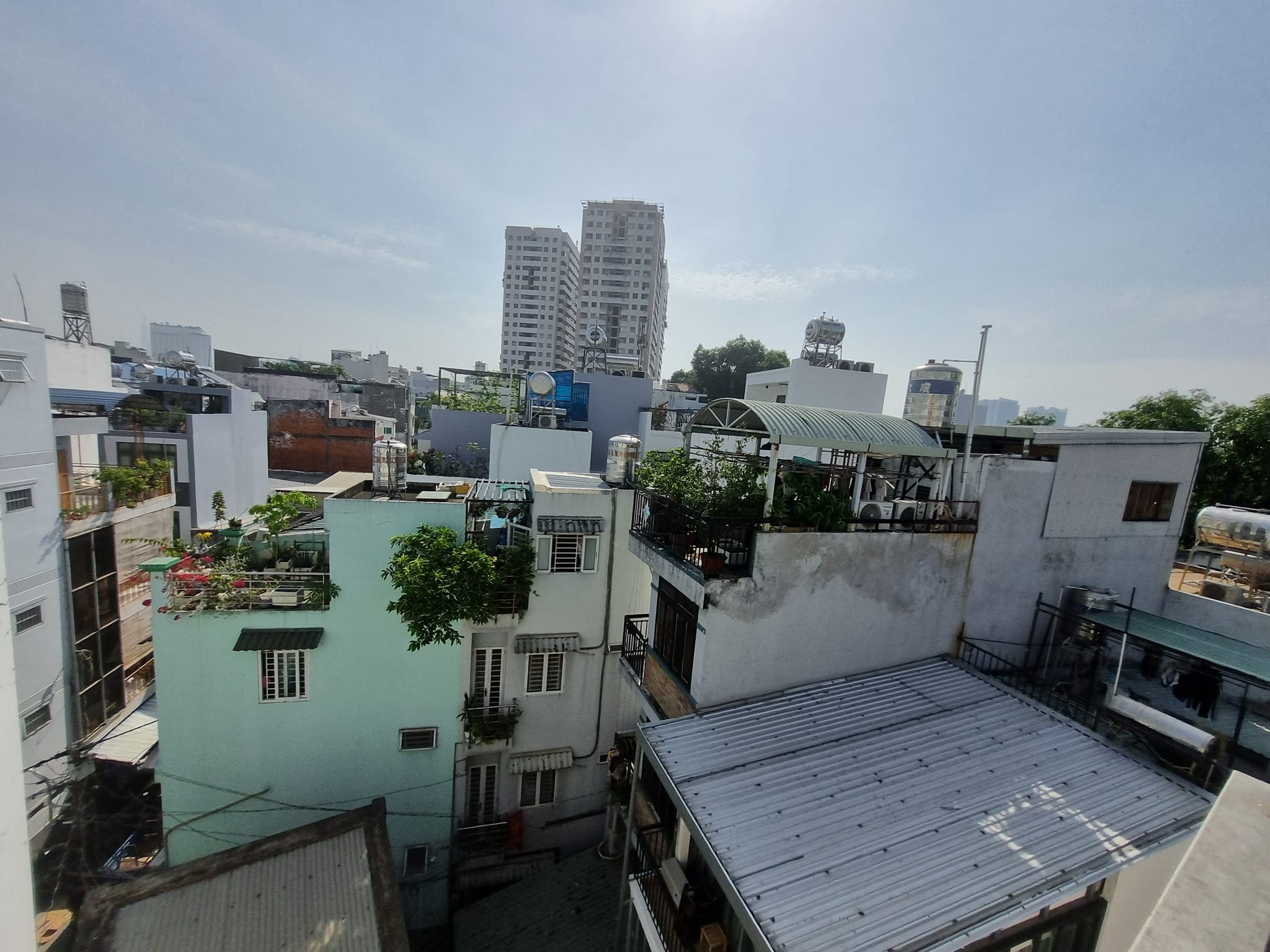 NHÀ bán trung tâm Q3 Lê Văn SỸ nhỉnh 4 tỷ