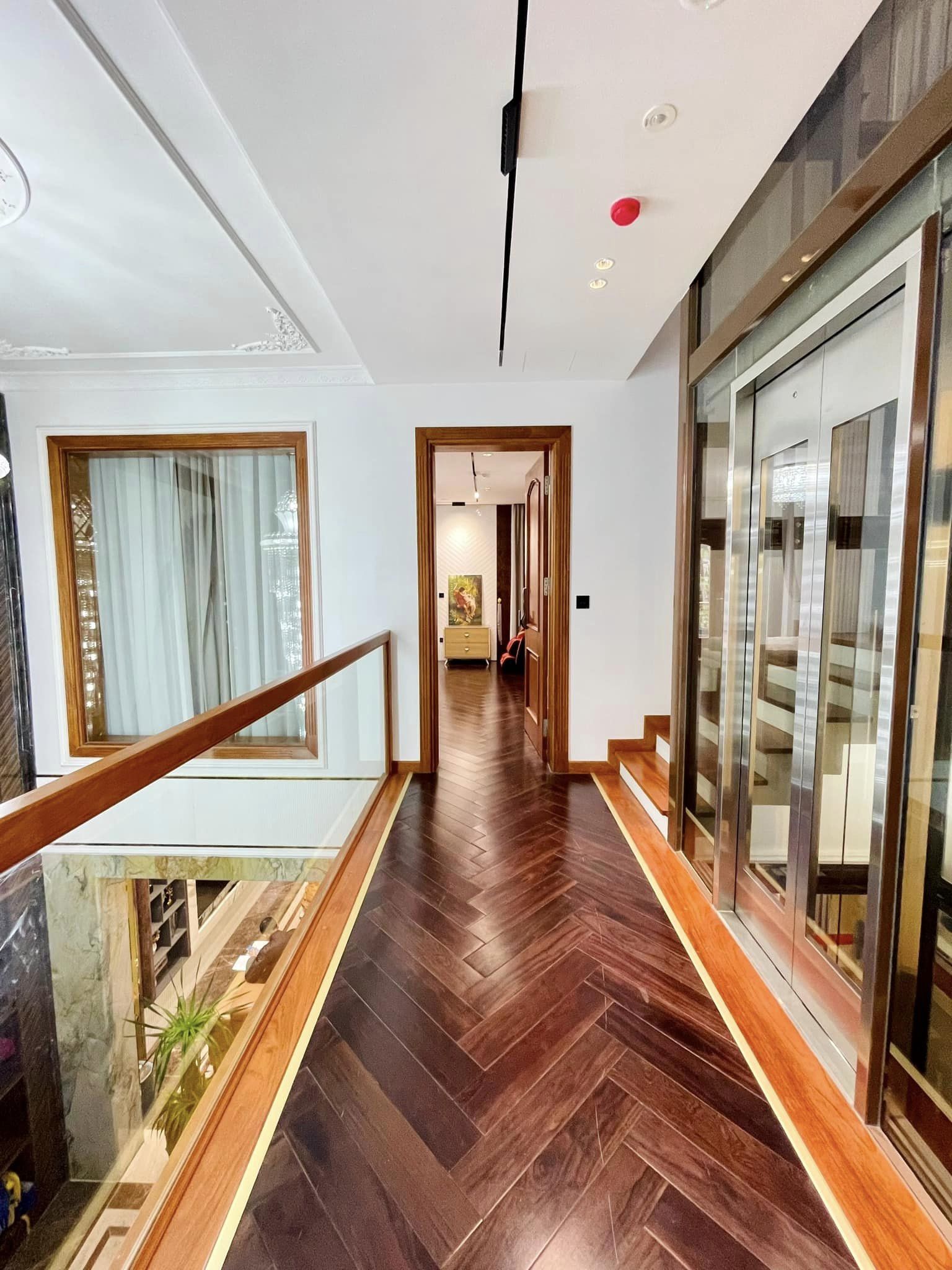 Bán Nhà Khu Tông Đản 140M2 Lô Góc Mặt Tiền 9M – 80 Tỷ - 3 Mặt Thoáng- Xây Cao