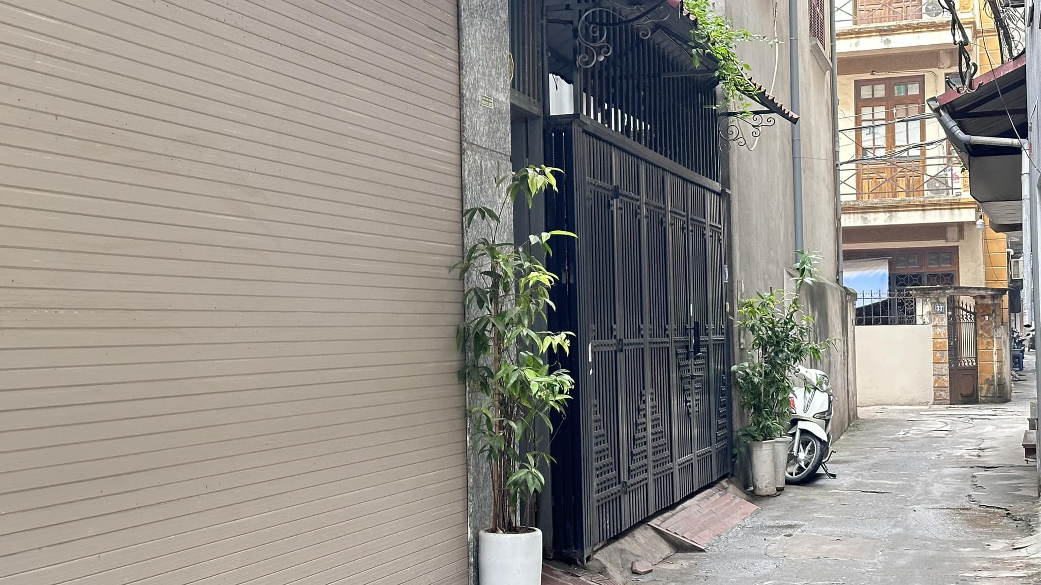 Bán nhà Nguyễn Khánh Toàn, 36m2 x5Tầng, Ôtô 5taj đỗ cửa, thoáng 2 mặt 4.7 tỷ 0969693855.