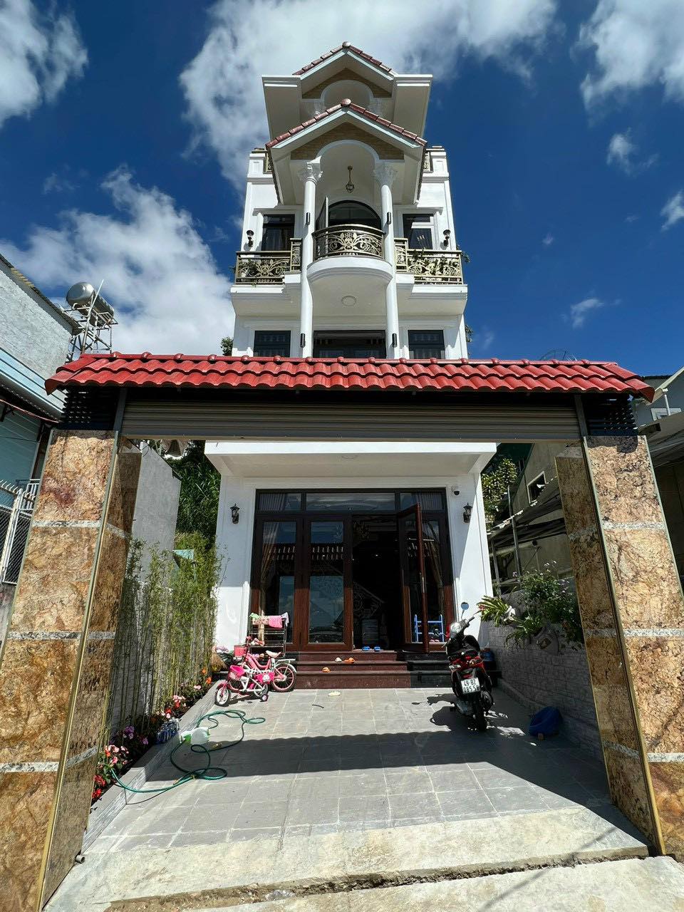 Bán nhà Phù Đổng Thiên Vương Đà Lạt view đẹp chỉ 10ty5