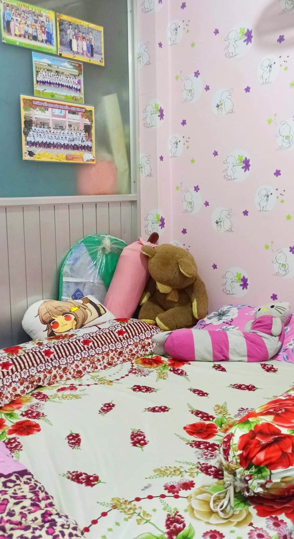 CỰC RẺ - HẺM XE HƠI THÔNG , SỔ VUÔNG 60 M2 , 3 TẦNG , 8 PHÒNG - ĐANG CÓ DÒNG TIỀN VỪA Ở VỪA CHO THUÊ 10 TRIỆU/THÁNG .