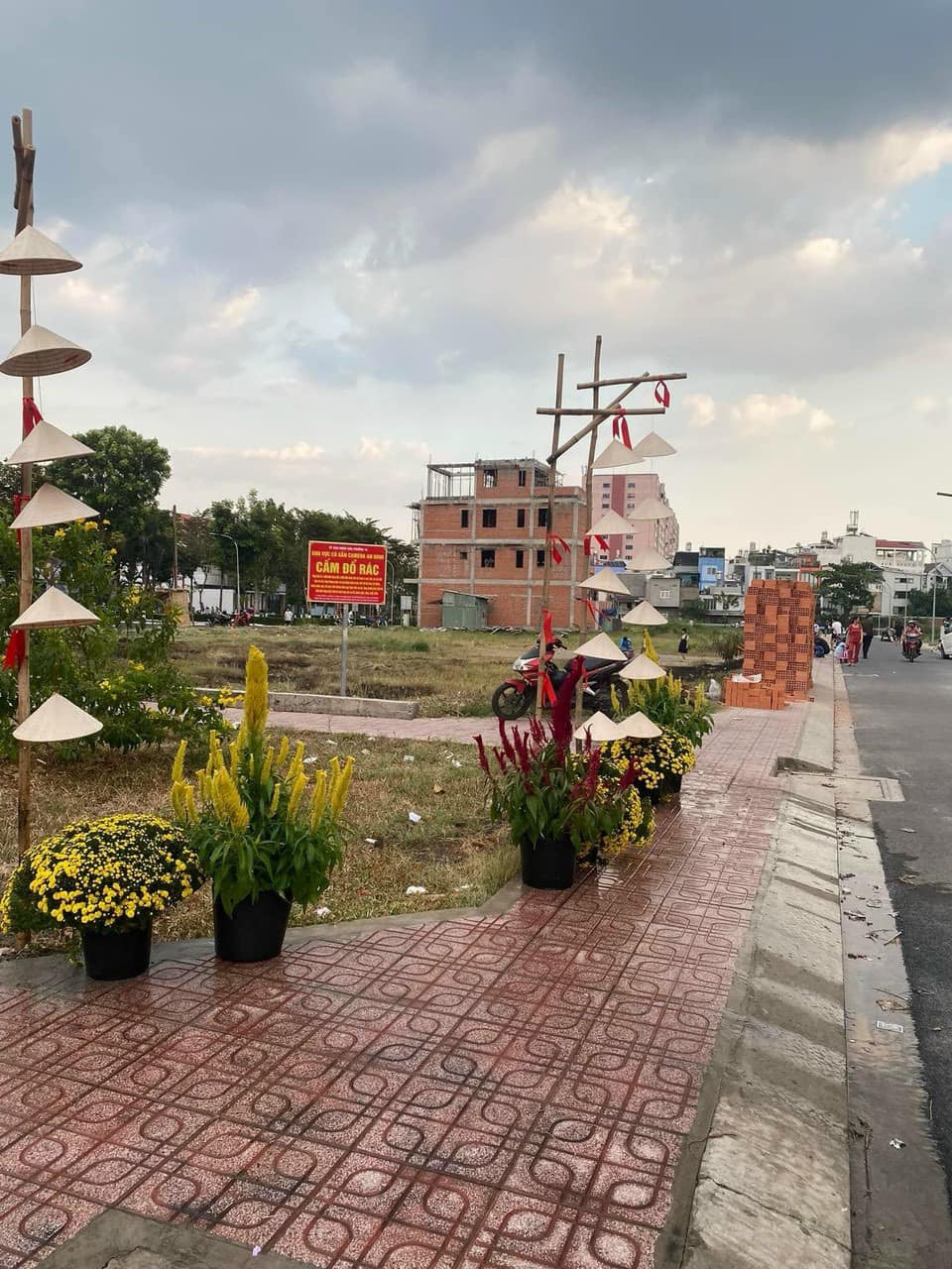 SIÊU RẺ! Đất đẹp khu Biệt Thự Nguyễn Oanh 4x15m, đường thênh thang giá rất tốt