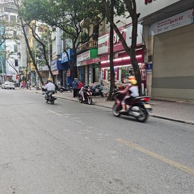 MẶT PHỐ TÔ VĨNH DIỆN-BÁN ĐẤT TẶNG NHÀ-XÂY TOÀ VP-KD-CHO THUÊ RẤT LÝ TƯỞNG