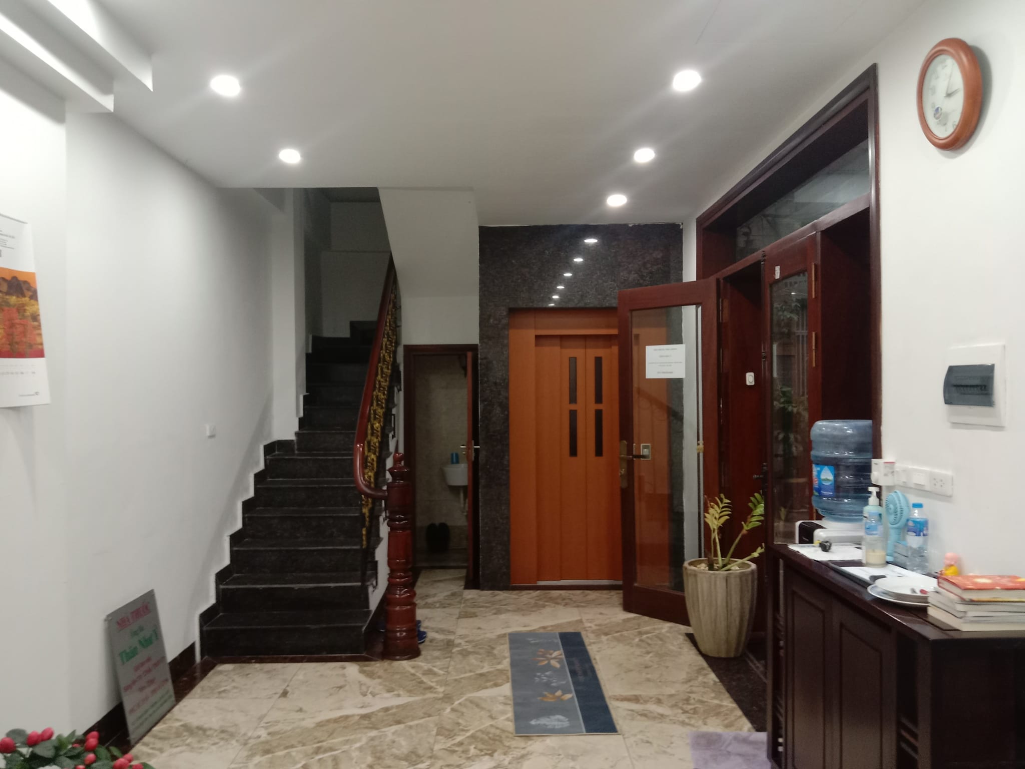 TT QUẬN HOÀN KIẾM-1 NHÀ RA PHỐ-LÔ GÓC-6T THANG MÁY-36M 13xTỶ-TIỆN ÍCH ĐỈNH CAO