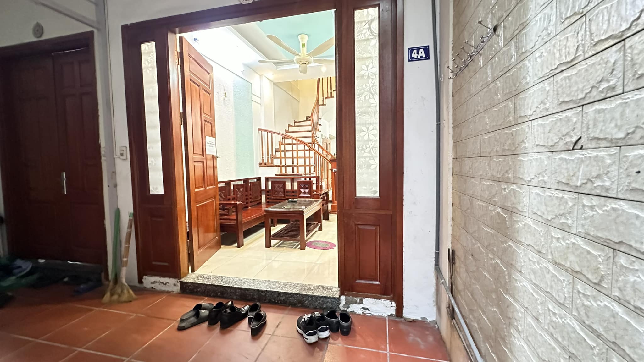 Nhà phân lô ngõ 225 Quan Hoa, Cầu Giấy 37m2 x 5T ôtô, 2 mặt thoáng, 4.7 tỷ. 0969 693855