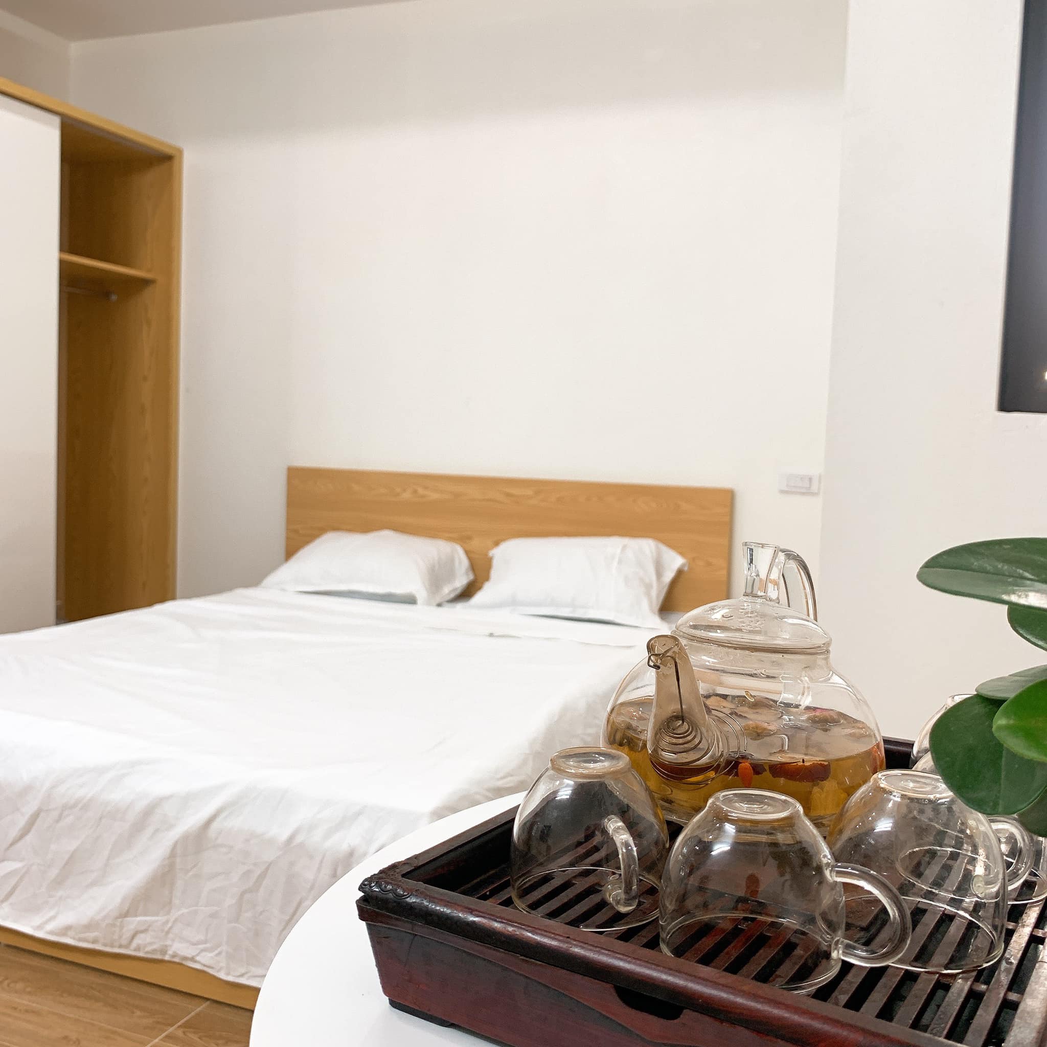 NÉT CĂNG, Ô tô đỗ cửa, 15m ra phố Nguyễn Ngọc Vũ, dòng tiền 1 tỷ/năm 16.8 Tỷ