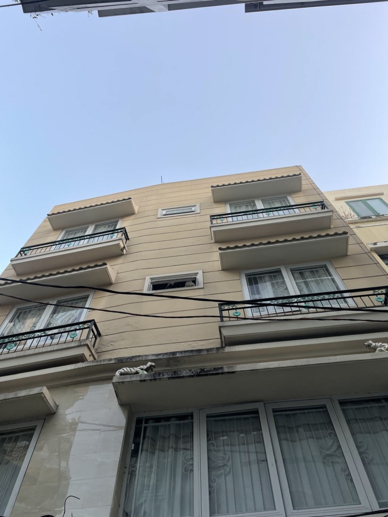 Bán Gấp Tòa Nhà Nguyễn Duy Dương, P3, Q10, 4 Tầng ( 8m x 10m ) Thu Nhập 70 Triệu 1 Tháng, 11 Phòng Cho Thuê, Có Thang