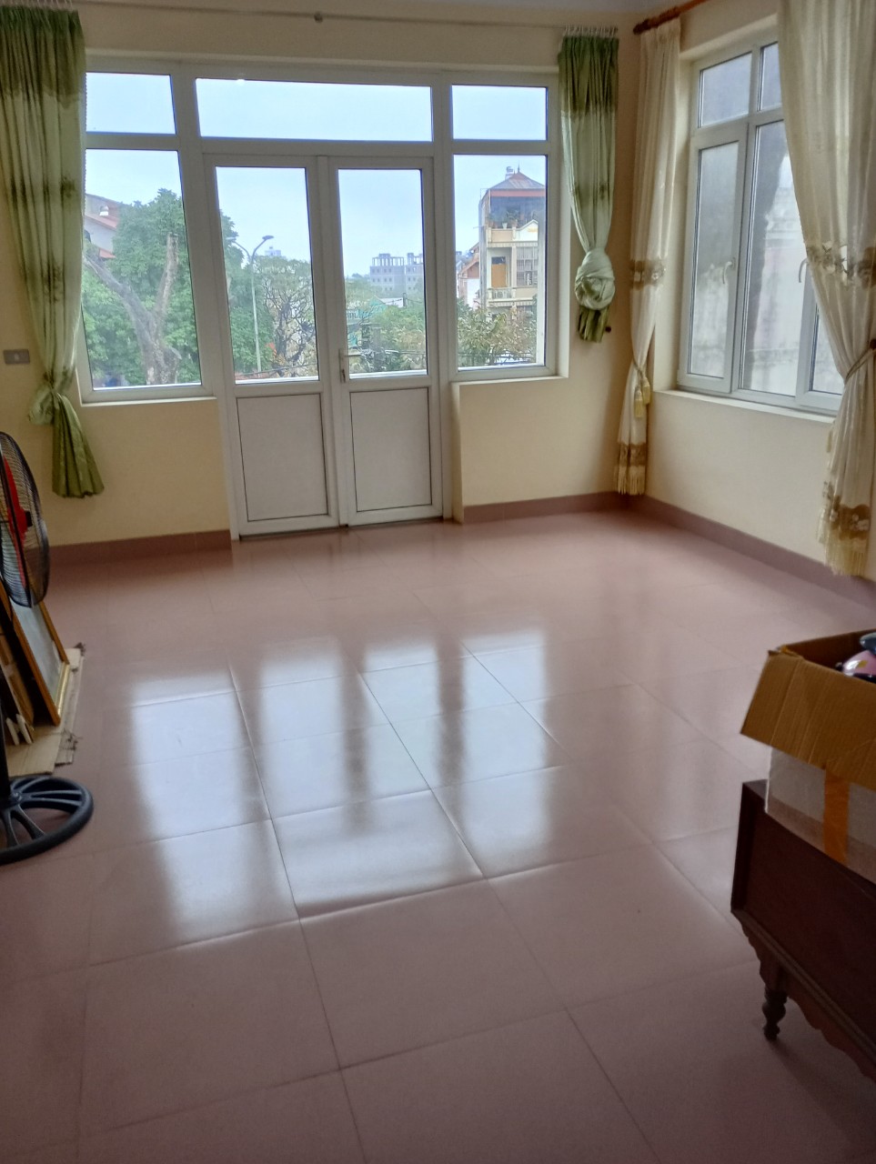 Chính chủ có 3 phòng trọ ở tầng 3 cần cho thuê tại 314 Trần Hưng Đạo, Hải Dương.