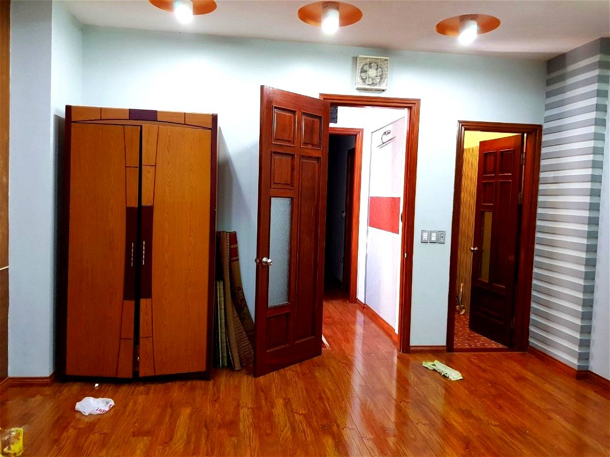 Bán Nhà Mặt Phố Nguyễn Khang Quận Cầu Giấy. 221m Nhỉnh 33 Tỷ. Cam Kết Ảnh Thật Mô Tả Chính Xác. Chủ Thiện Chí Muốn Bán