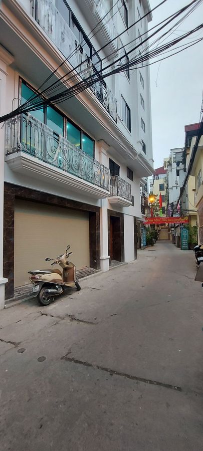 Bán CCMN phố Cầu Giấy 100m2 x 7 tầng lô góc - mt 7.7m - 15 Phòng - 30 tỷ