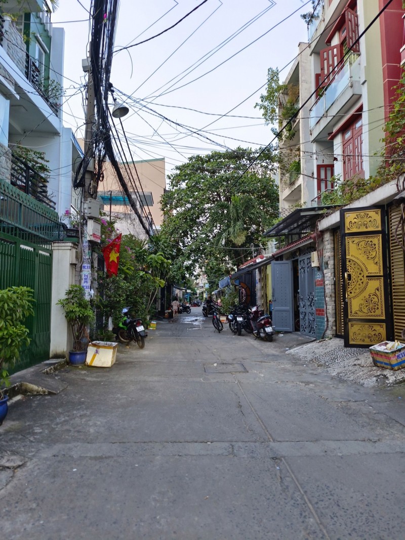 Bán nhà đường Nguyễn Súy, Tân Phú 2 Tầng 36m2 giá 3,3 tỷ