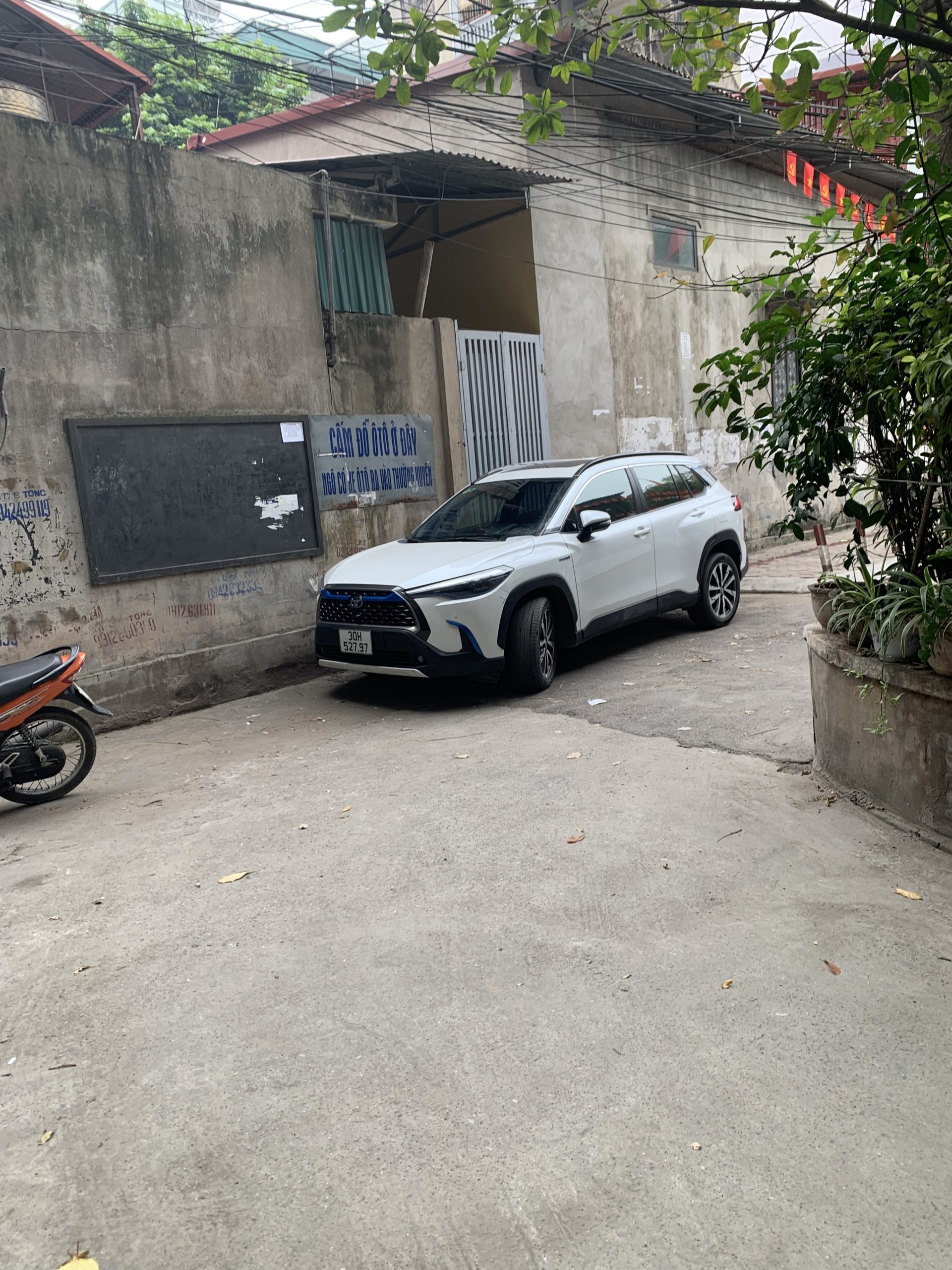 DUY NHẤT MỘT CĂN MẶT NGÕ XÃ ĐÀN, ĐĐ, SIÊU HÓT, CỰC RẺ, Ô TÔ ĐỖ CỔNG VÀO NHÀ 210M/ MT 8M/24TỶ.