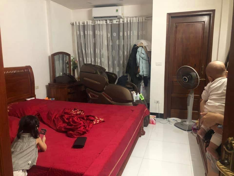 Bán nhà Ngọc Khánh, Ba Đình, oto, 40m2, nhỉnh 8 tỷ, Ms Linh 0886288810