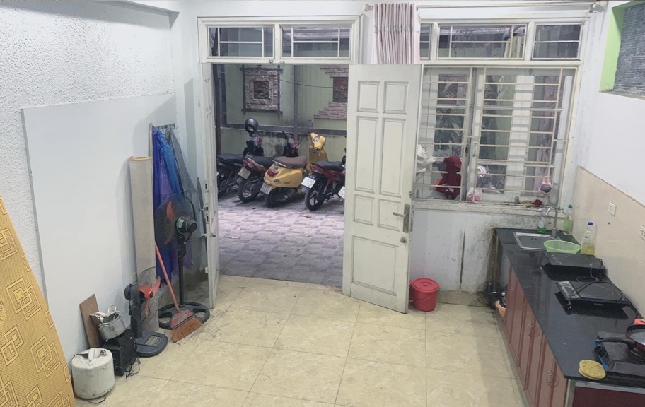 TRUNG TÂM CẦU GIẤY – CỰC HIẾM - 51M2 X 5 TẦNG – AN SINH ĐỈNH - Ở HOẶC CHO THUÊ TUYỆT VỜI – NHỈNH 6 TỶ