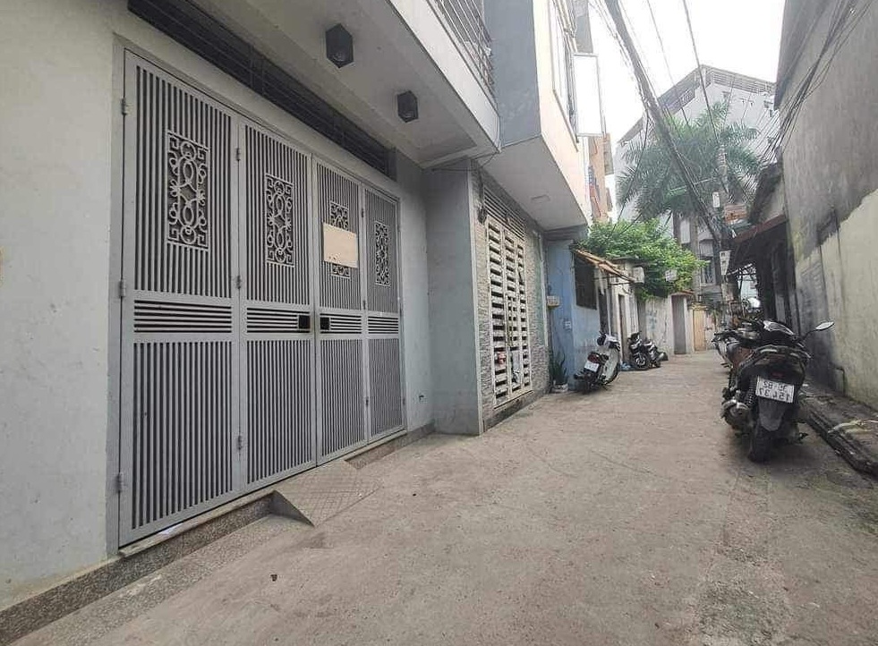 PHỐ TRẦN CUNG – LÔ GÓC, NỞ HẬU – GẦN PHỐ – Ở HOẶC CHO THUÊ ĐỀU ĐỈNH – 5 TẦNG, NHỈNH 5 TỶ