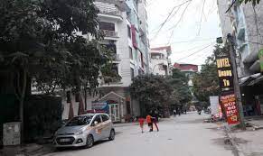 Cho thuê nhà riêng ngõ 106 Hoàng Quốc Việt Cầu Giấy dt 60m2, căn góc