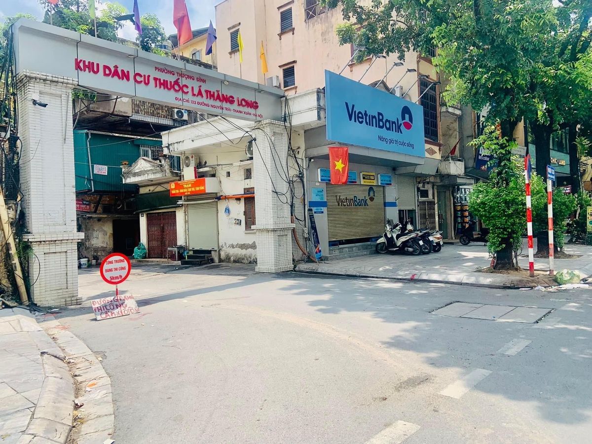 BÁN NHÀ TẬP THỂ THUỐC LÁ THĂNG LONG ĐƯỜNG NGUYỄN TRÃI, 22/60M2, 2 NGỦ, Ô TÔ ĐỖ CỬA, 1.65 TỶ