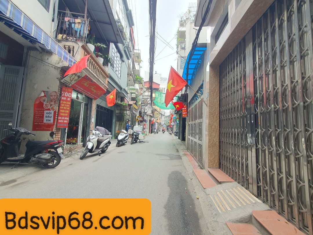 Bán nhà phố Hoàng Văn Thái, quận Thanh Xuân, ô tô tránh, 72m2 4 tầng giá 9.9 tỷ