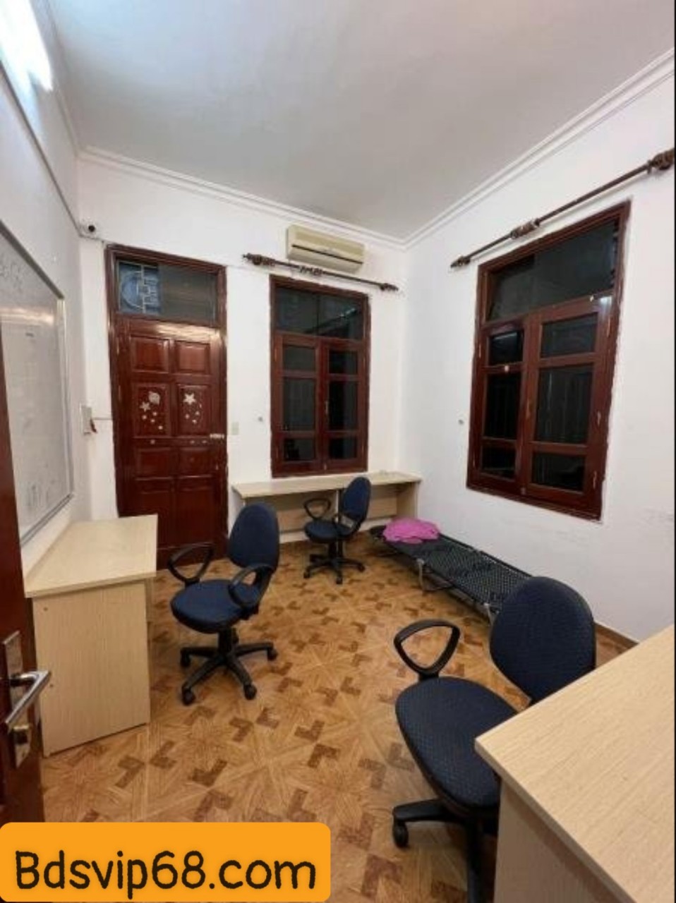 Bán nhà phố Thái Hà, Đống Đa, lô góc, gara ô tô, ba bước chân ra phố lớn 40m2 4 tầng giá 12.2 tỷ