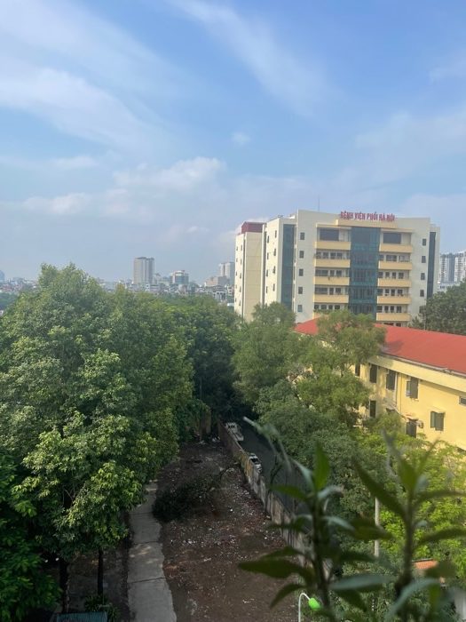 MP THANH NHÀN, HBT, 7TẦNG THANG MÁY NHẬP NGOẠI, VỈA HÈ RỘNG, KD SẦM UẤT 42M/7TẦNG/ 22TỶ.